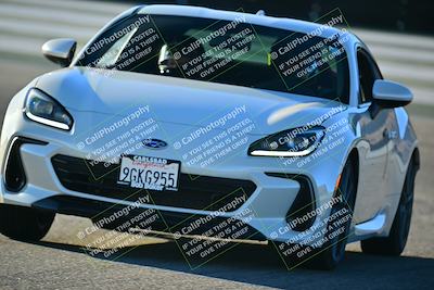 media/Nov-02-2025-Speed Ventures (Sun) [[61724e2e34]]/Black/Session 4/